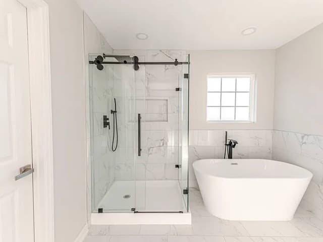 minneapolis minnesota reisdential home with brand new updated shower and bathtub 